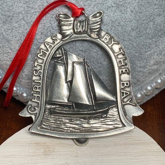 Collectible Salisbury Pewter 2009, Christmas By The Bay Ornament, IOB - Picture 1 of 6